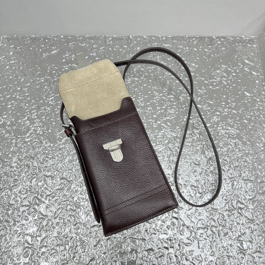 c2a9feddf8b751daf68700b0297ed66d_1716025670_991.jpg