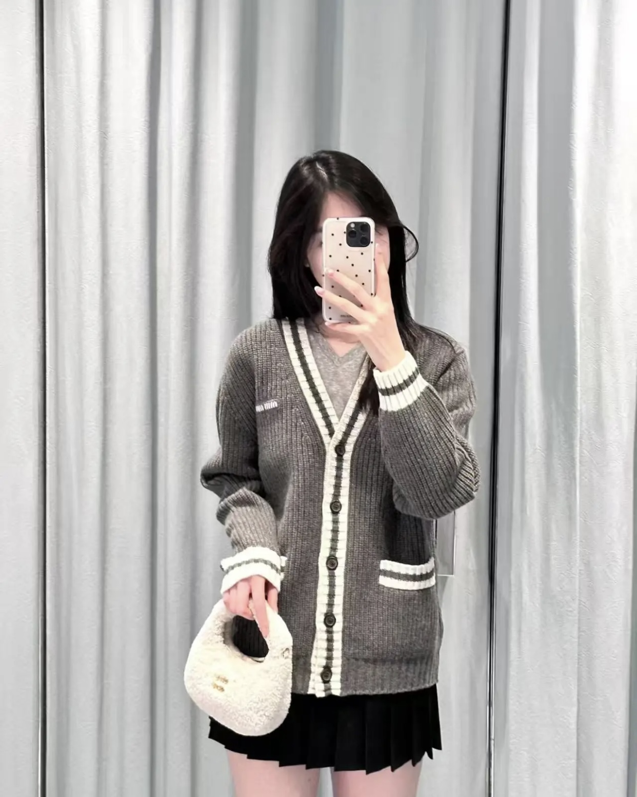 03a72c80dd06f03f63bfaf1fb144e1de_1760759078_9429.jpg