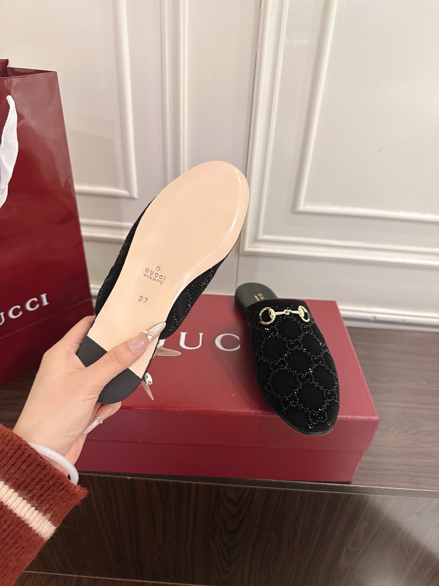 bb5d4cf0828e32f2ab85b03503bf27a1_1787268434_0827.jpg