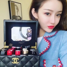 샤넬 립스틱케이스