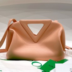 보테가베네타 포인트백
