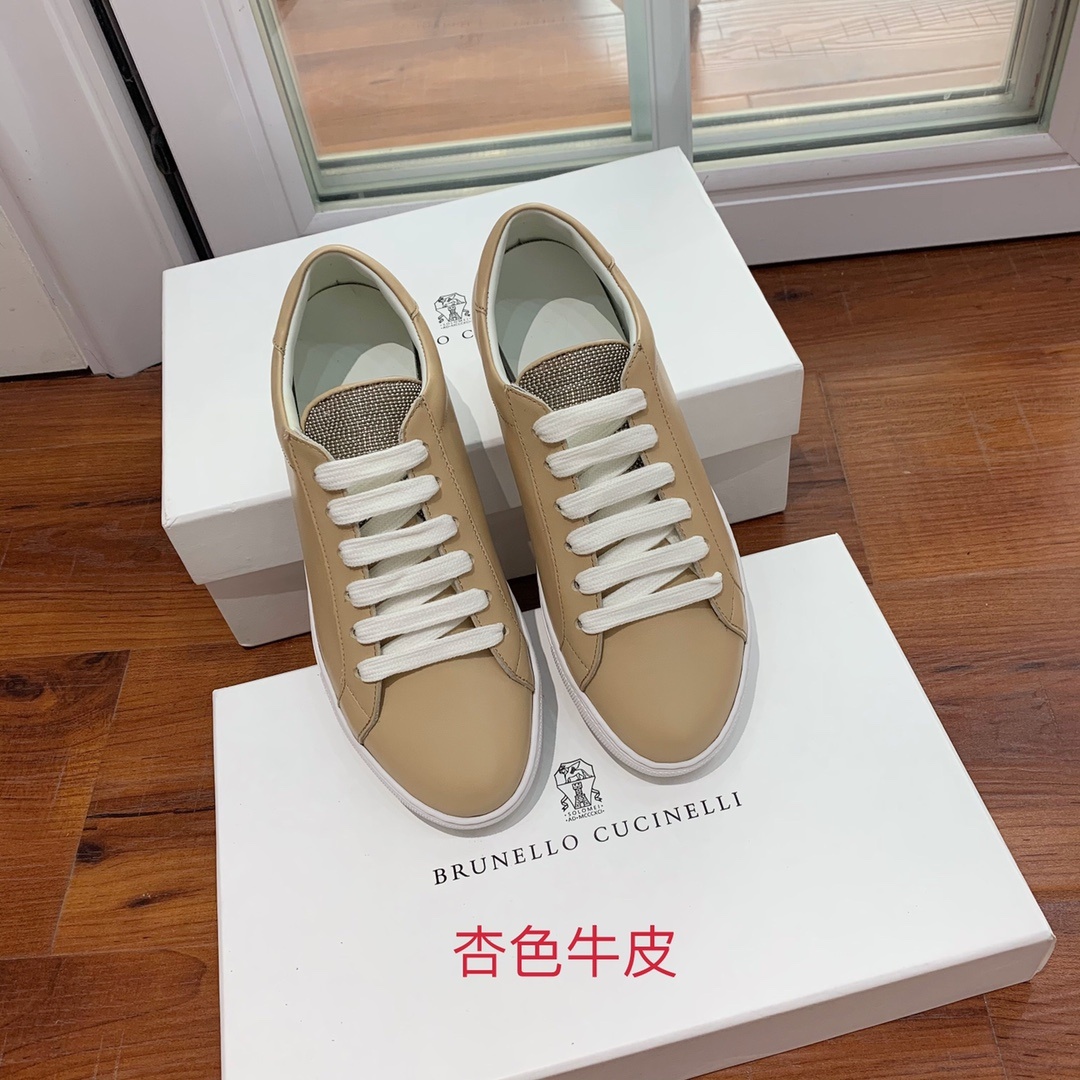 브루넬로쿠치넬리 스니커즈