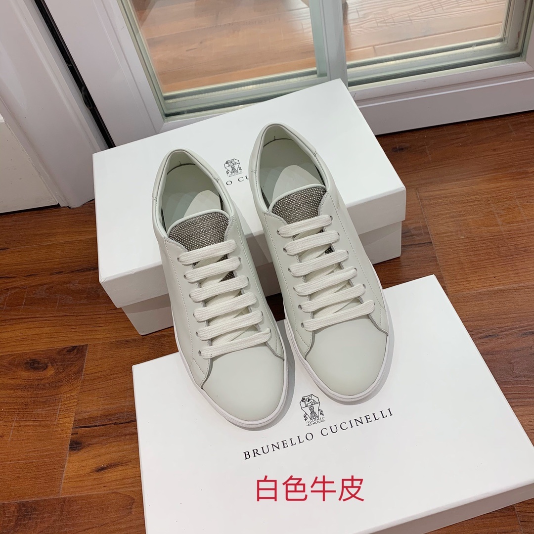 브루넬로쿠치넬리 스니커즈