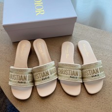 디올 슬리퍼