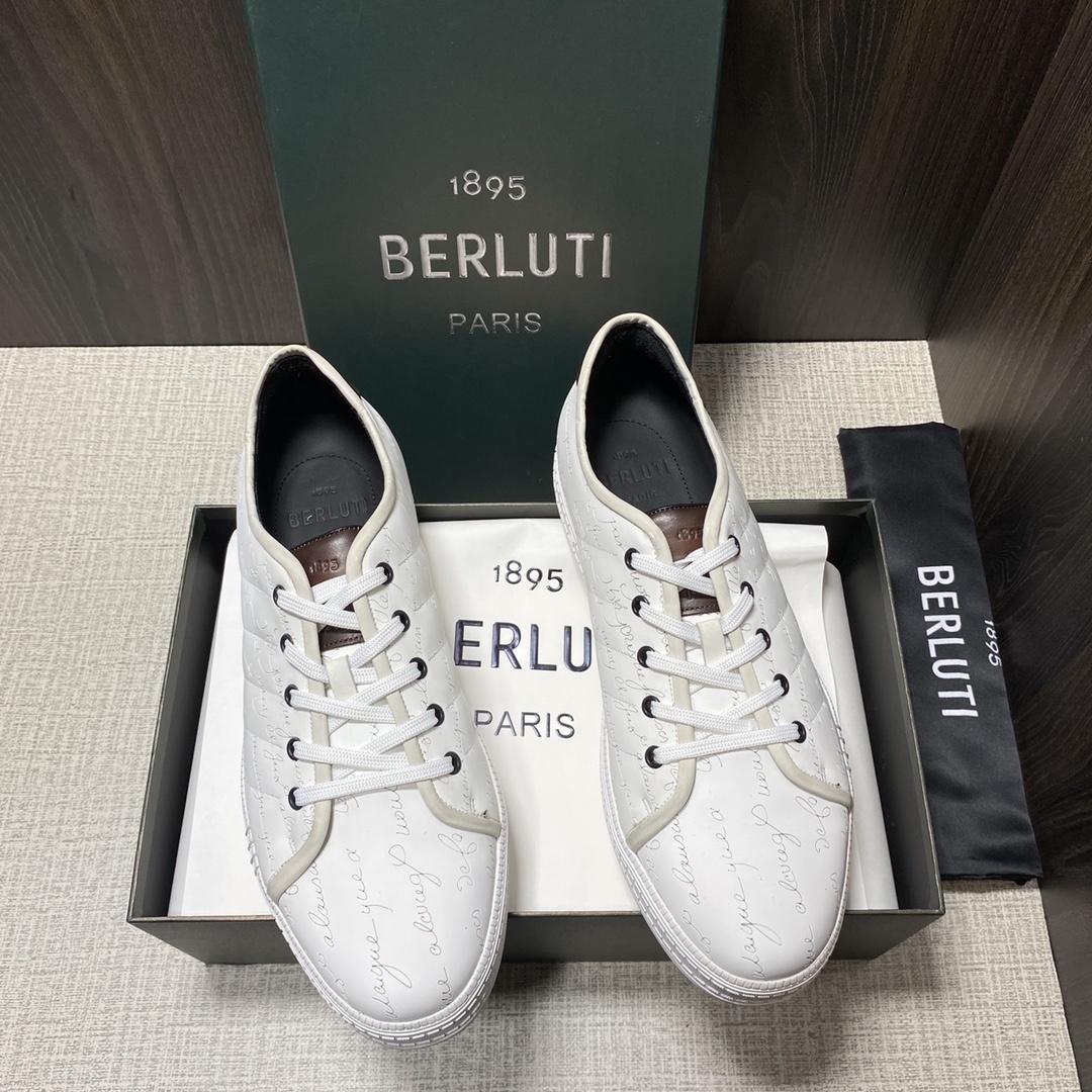 벨루티 스니커즈