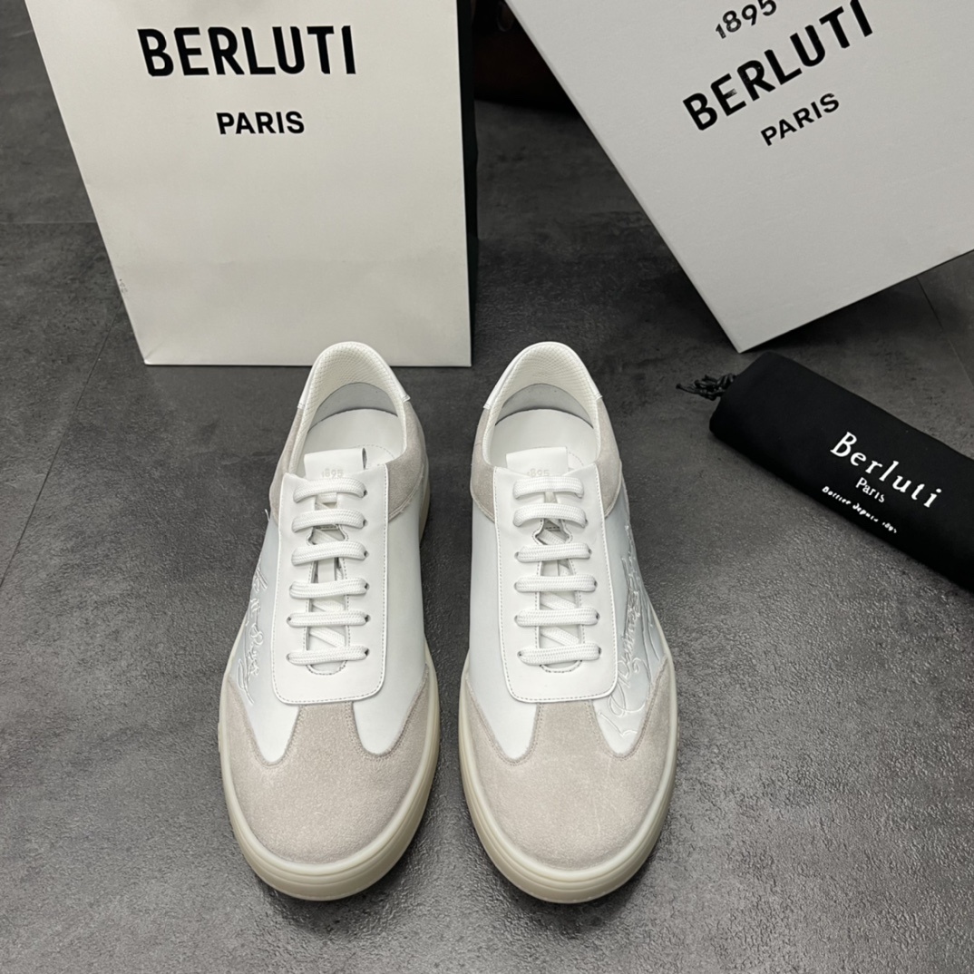 벨루티 스니커즈