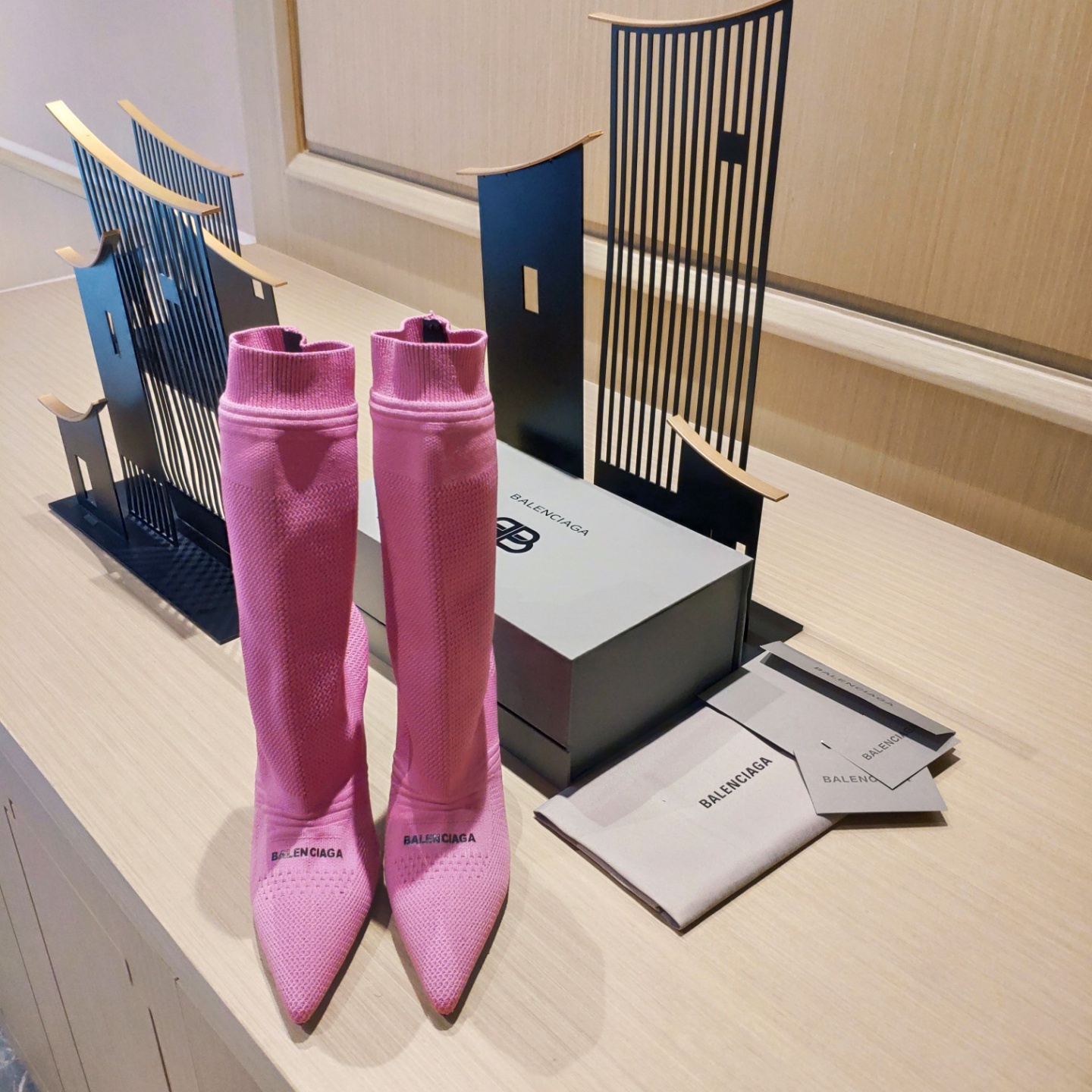 발렌시아가 부츠