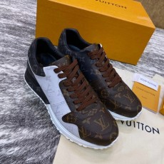 루이비통 스니커즈