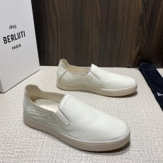 벨루티 슬립온