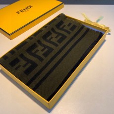 펜디 머플러