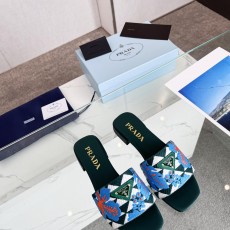 프라다 슬리퍼