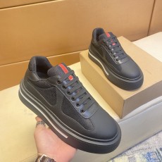 프라다 스니커즈