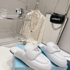 프라다 슬리퍼