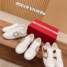 로저비비에 스니커즈