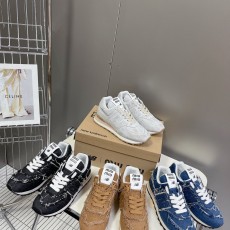미우미우 스니커즈