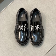 디올 로퍼