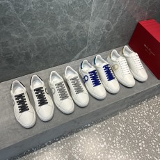 페라가모 스니커즈