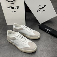 벨루티 스니커즈