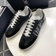 디올 스니커즈