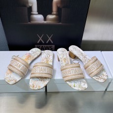 디올 슬리퍼