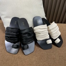 더로우 슬리퍼