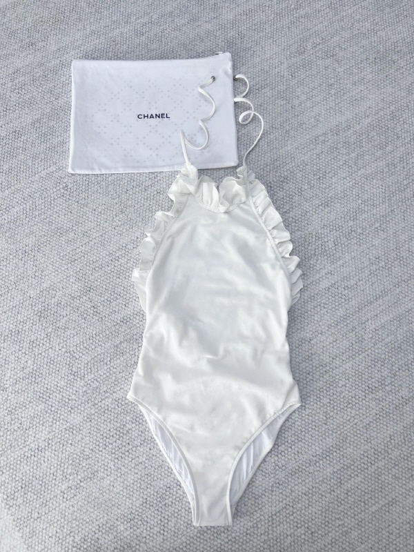 샤넬 수영복