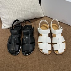 더로우 샌들