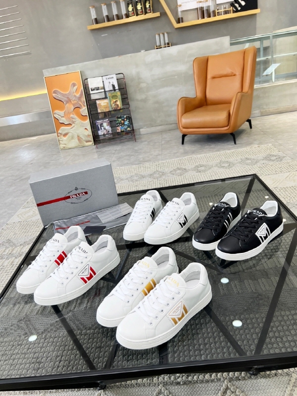 프라다 스니커즈