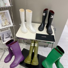 샤넬 레인부츠