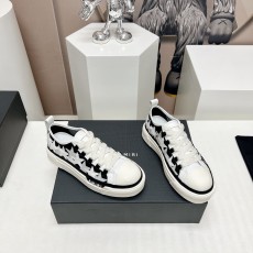 아미리 스니커즈