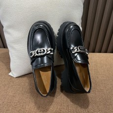 구찌 로퍼