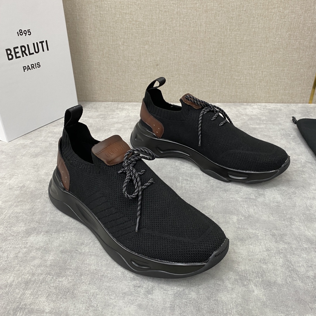 벨루티 스니커즈