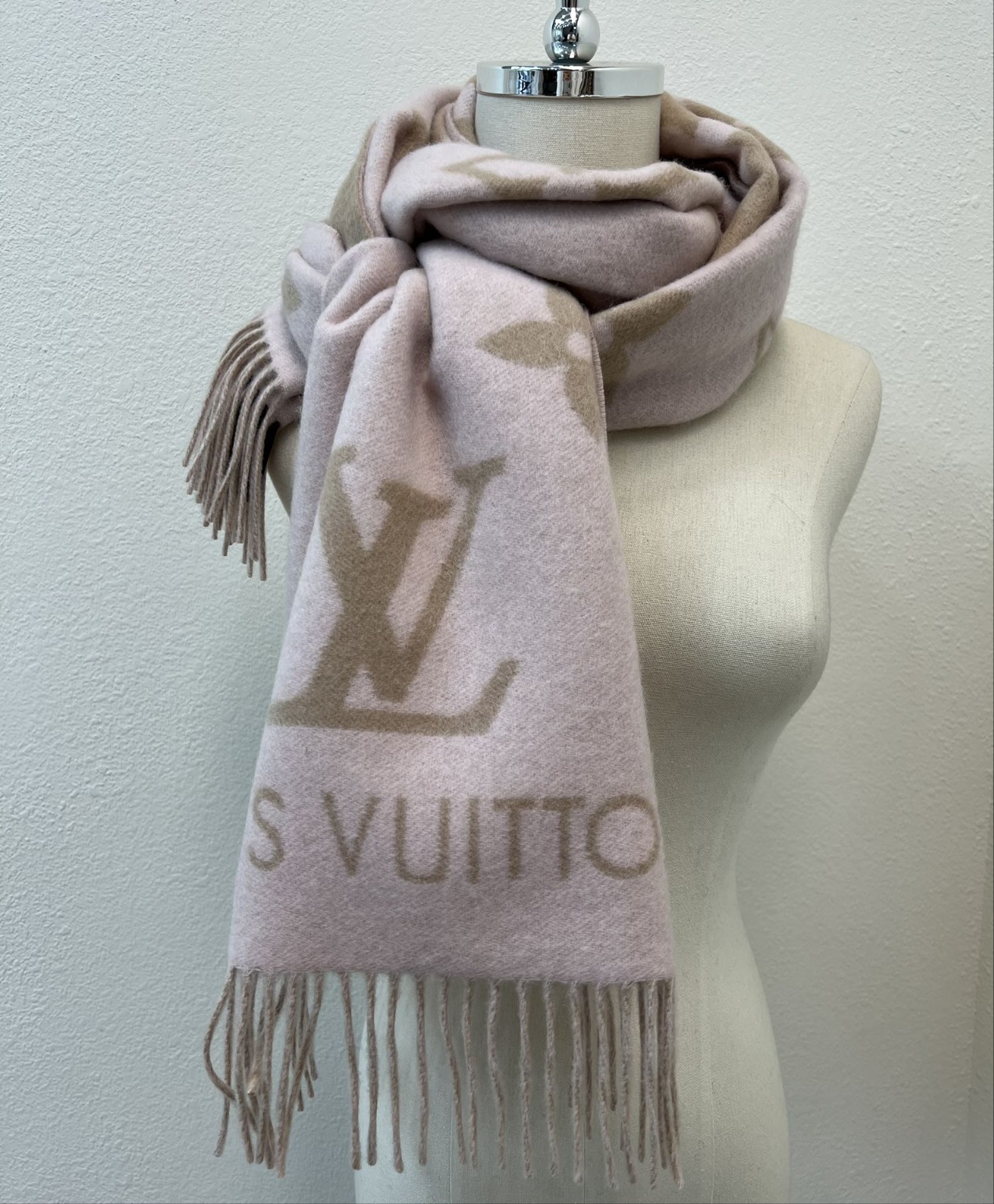 루이비통 머플러