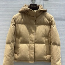 로로피아나 패딩