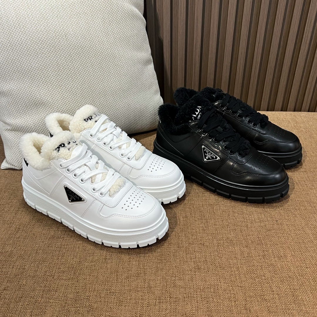 프라다 스니커즈