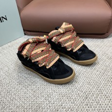 랑방 스니커즈