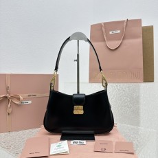미우미우 카프스킨호보백