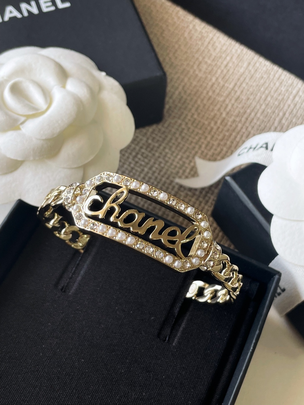 샤넬 팔찌