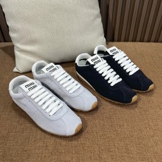 미우미우 스니커즈