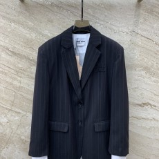 미우미우 정장자켓