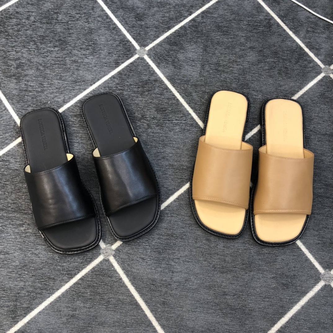 보테가베네타 슬리퍼