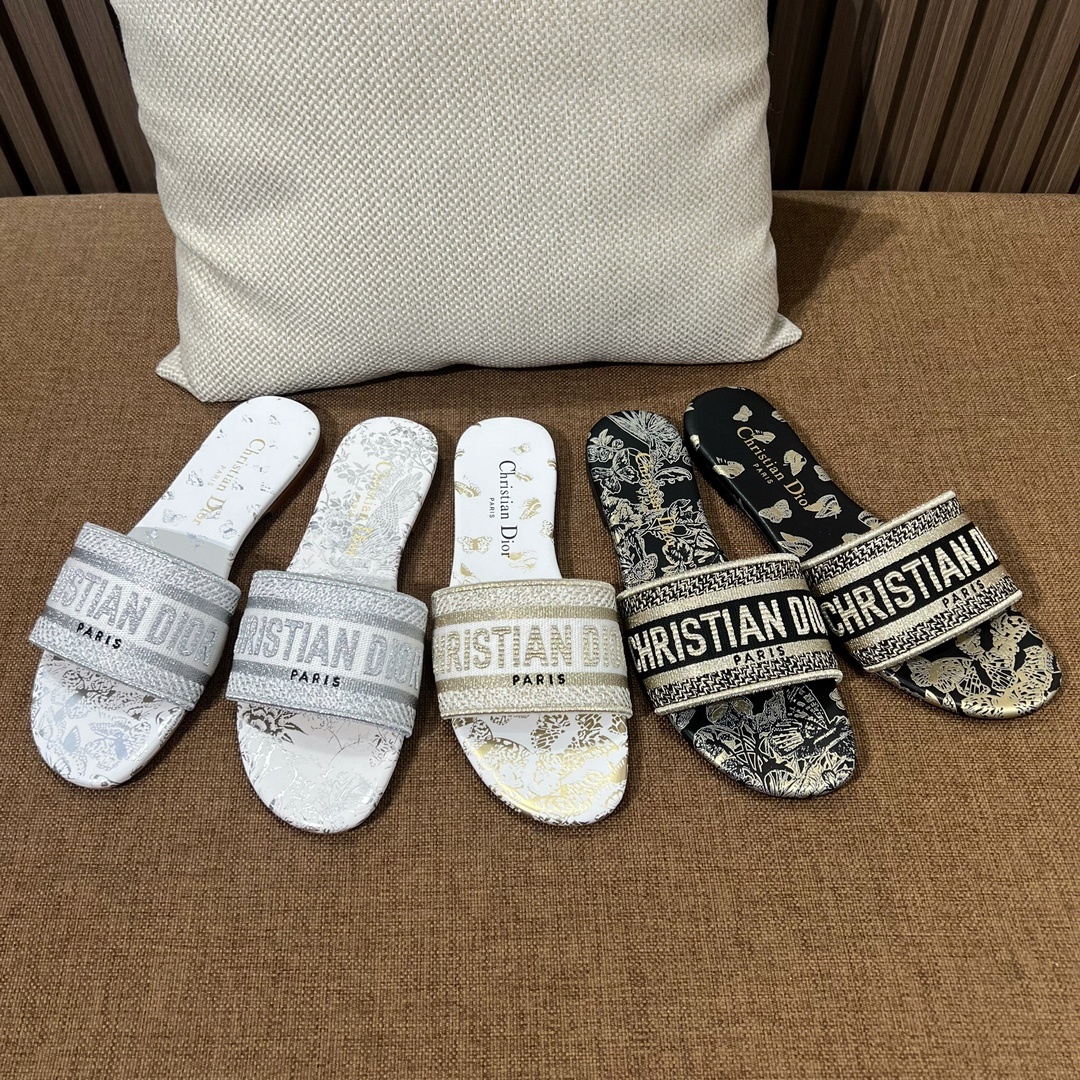 디올 슬리퍼