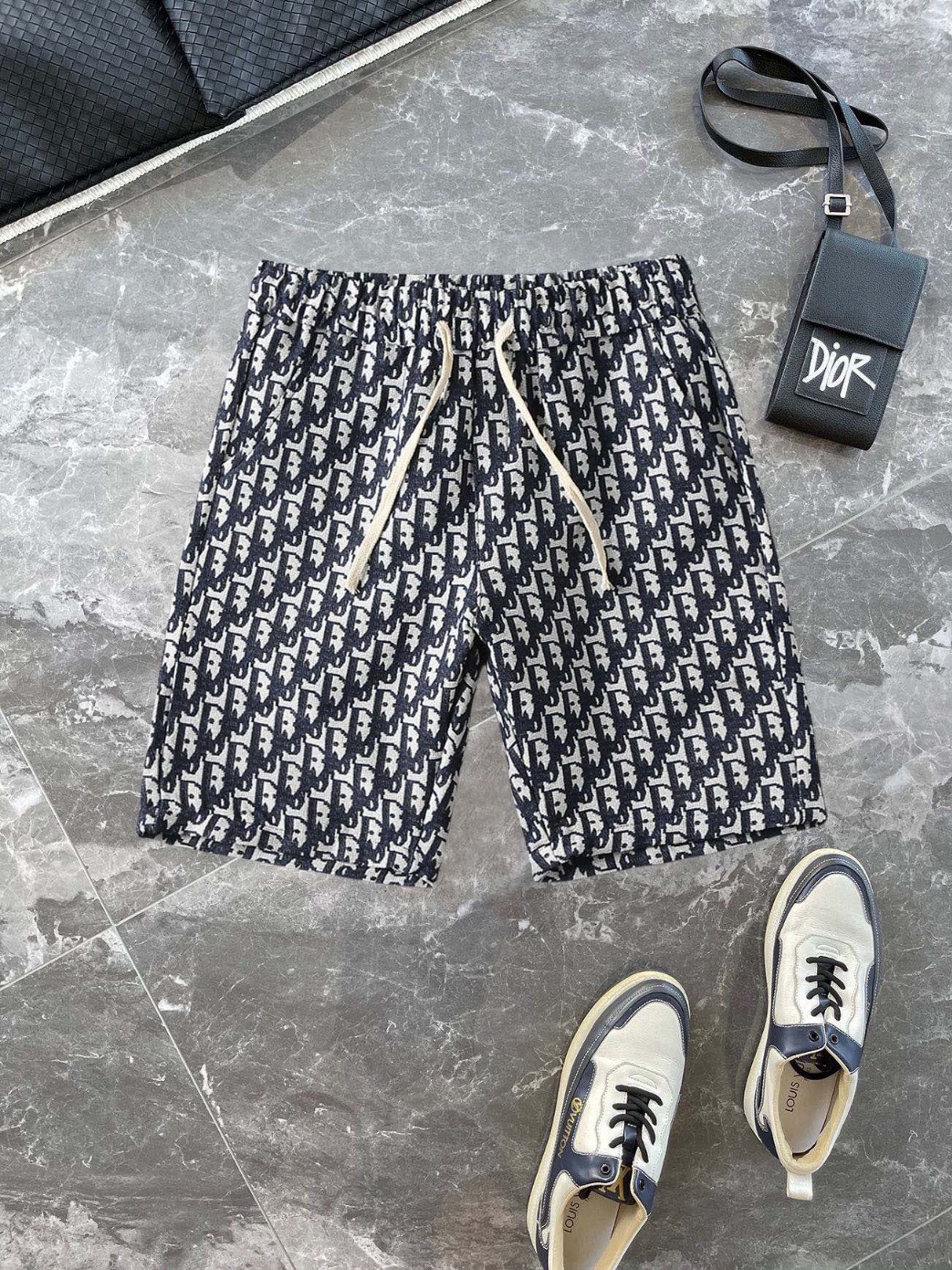 디올 반바지