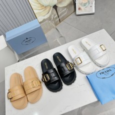 프라다 슬리퍼