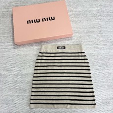 미우미우 치마