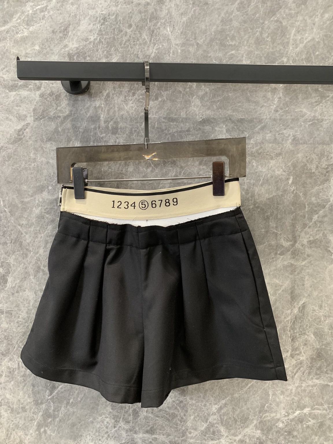 메종마르지엘라 반바지