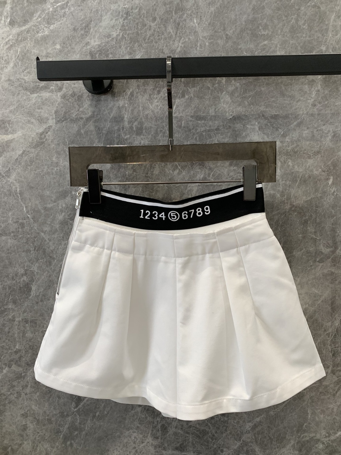 메종마르지엘라 반바지