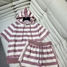 디올 트레이닝복