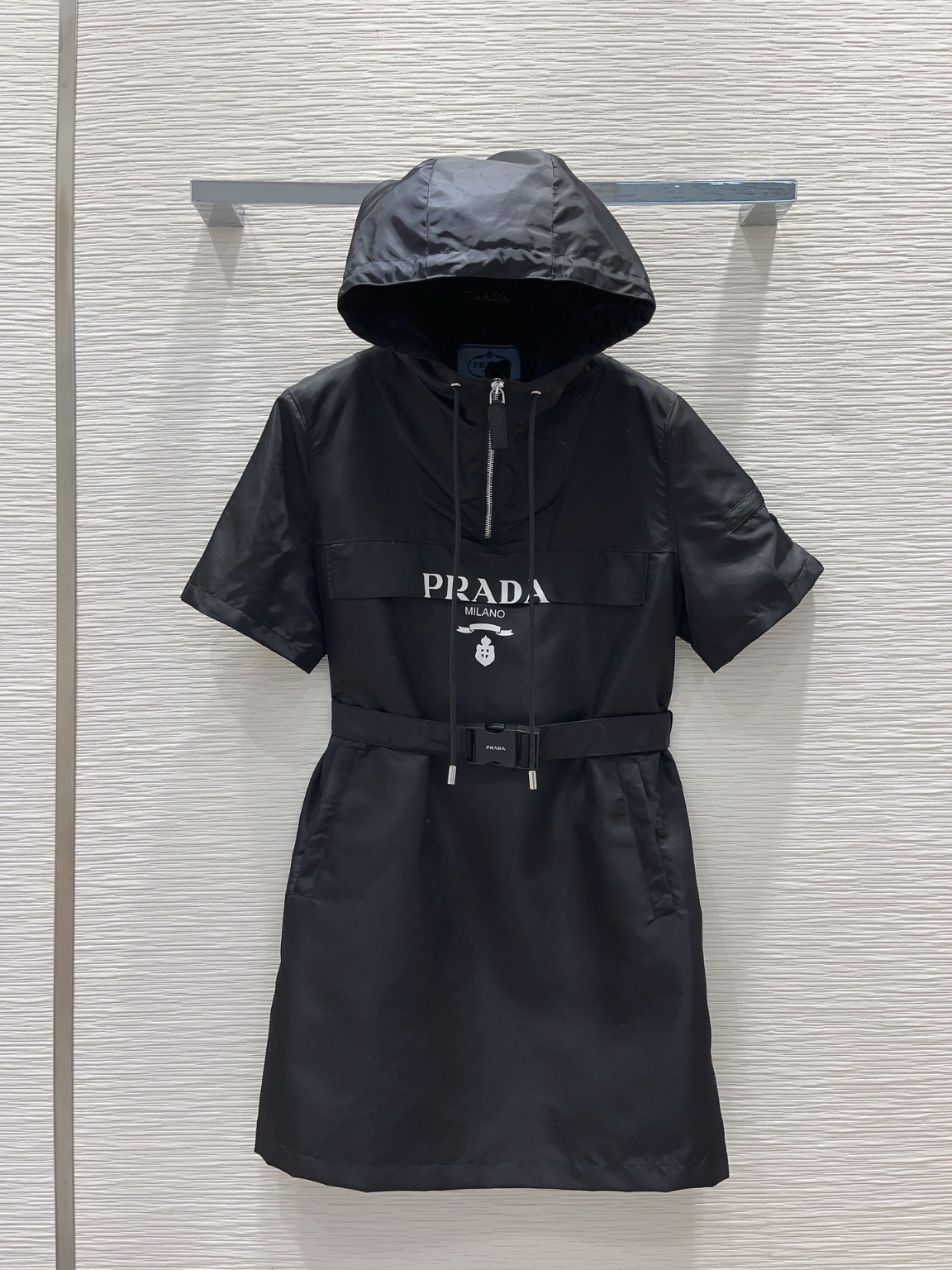 프라다 원피스
