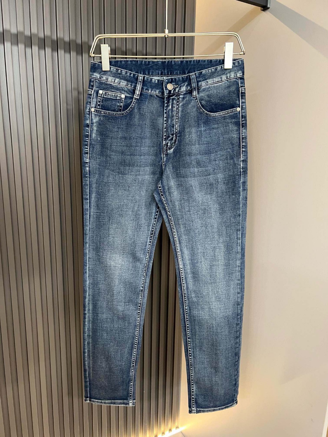 에르메네질도제냐 청바지